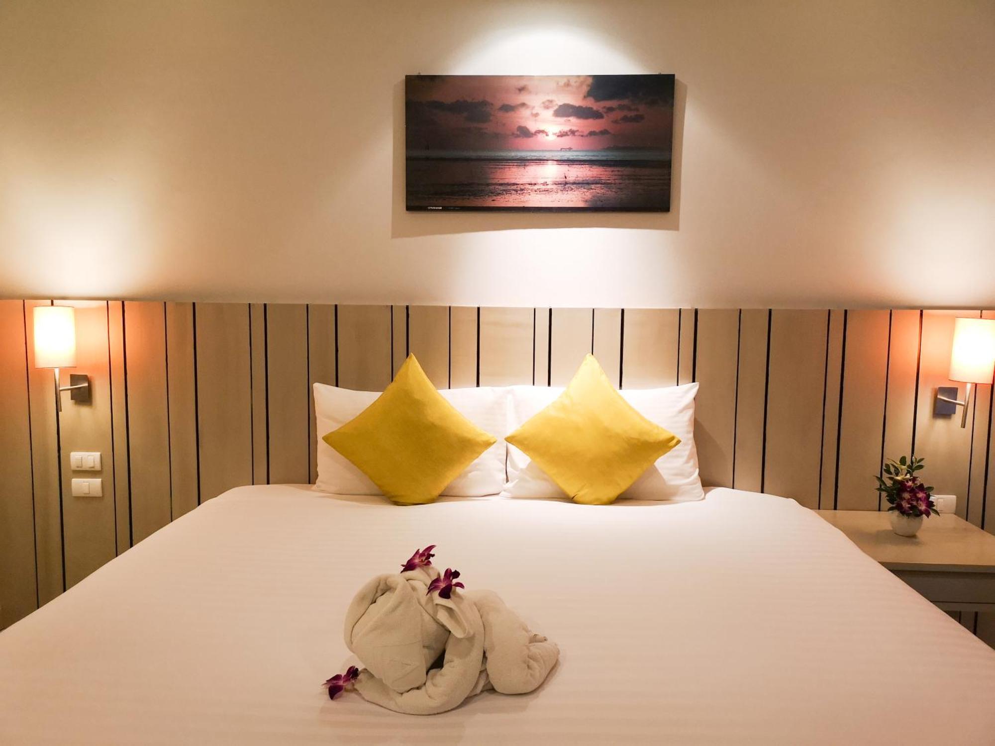 Andakira Hotel - Sha Extra Plus Patong Exteriér fotografie